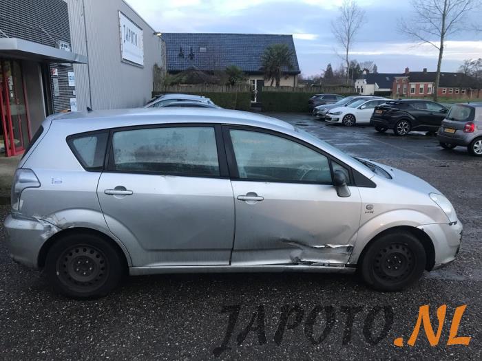 Toyota Corolla Verso 1.6 16V VVT-i Sloopvoertuig (2004, Grijs)