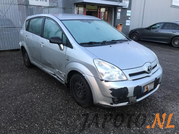 Toyota Corolla Verso 1.6 16V VVT-i Sloopvoertuig (2004, Grijs)