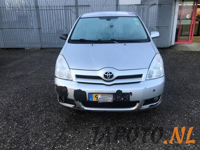 Toyota Corolla Verso 1.6 16V VVT-i Sloopvoertuig (2004, Grijs)