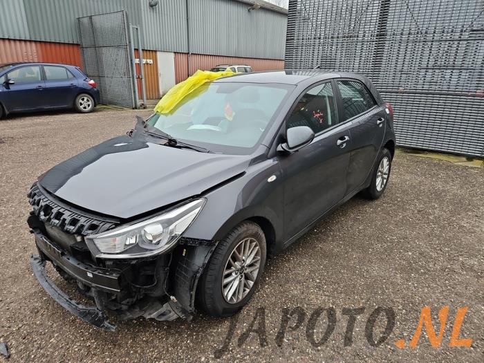 Kia Rio IV 1.0i T-GDi 100 12V Sloopvoertuig (2020, Grijs)