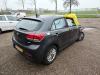 Kia Rio IV 1.0i T-GDi 100 12V Sloopvoertuig (2020, Grijs)