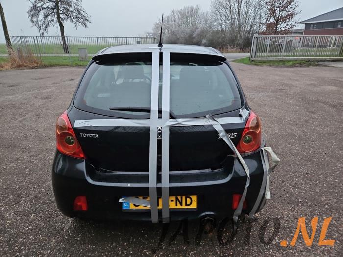 Toyota Yaris II 1.8 16V VVT-i TS Sloopvoertuig (2007, Zwart)