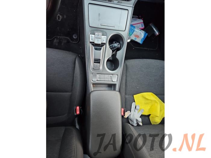 Hyundai Kona 64 kWh Sloopvoertuig (2020, Wit)