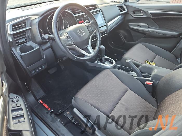 Honda Jazz 1.3 -i-VTEC 16V Sloopvoertuig (2017, Grijs)