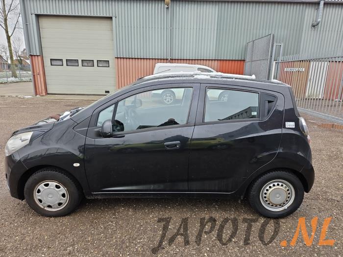 Chevrolet Spark 1.0 16V Bifuel Sloopvoertuig (2012, Zwart)