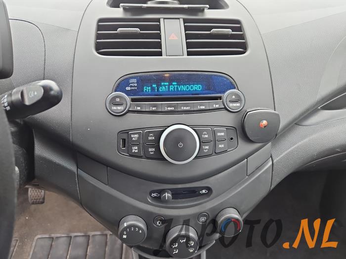 Chevrolet Spark 1.0 16V Bifuel Sloopvoertuig (2012, Zwart)