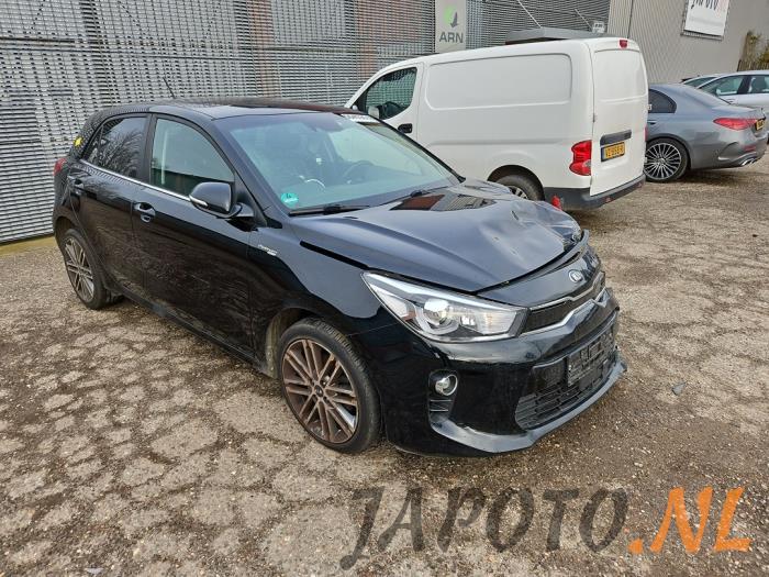 Kia Rio IV 1.0i T-GDi 120 12V Sloopvoertuig (2017, Metallic, Zwart)