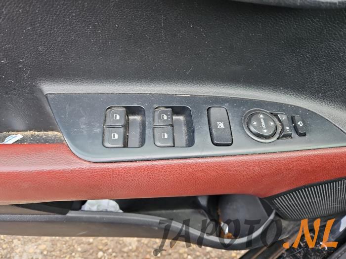 Kia Rio IV 1.0i T-GDi 120 12V Sloopvoertuig (2017, Metallic, Zwart)