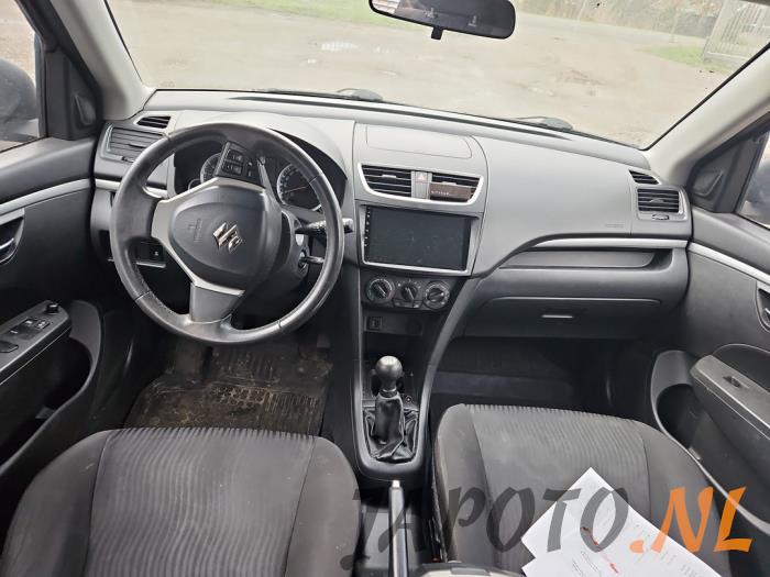 Suzuki Swift 1.2 16V Sloopvoertuig (2011, Zwart)