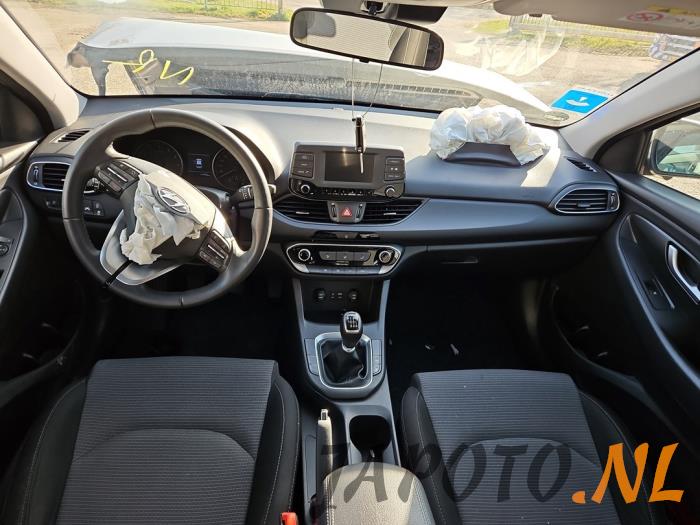 Hyundai I30 17- Sloopvoertuig (2018, Metallic, Wit)