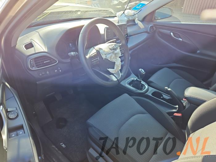 Hyundai I30 17- Sloopvoertuig (2018, Metallic, Wit)