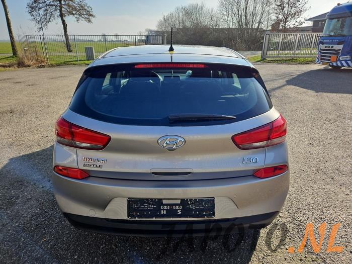 Hyundai I30 17- Sloopvoertuig (2018, Metallic, Wit)