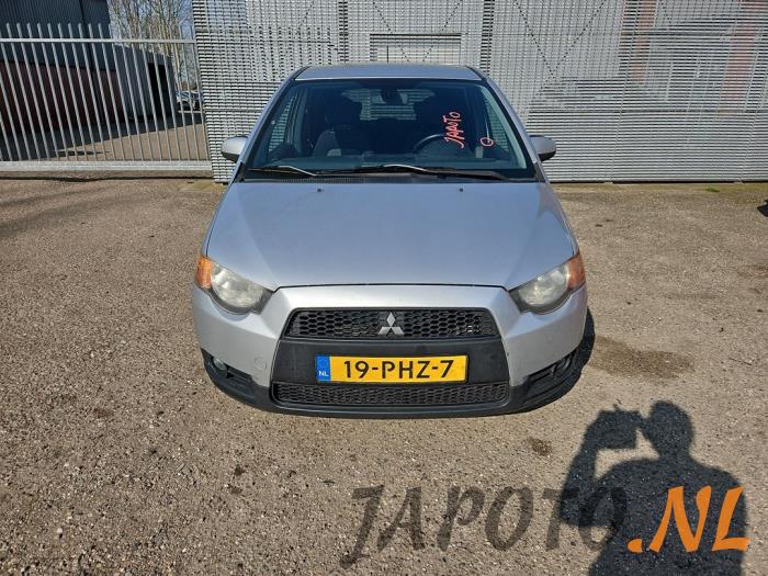 Mitsubishi Colt 1.3 16V Sloopvoertuig (2011, Grijs)