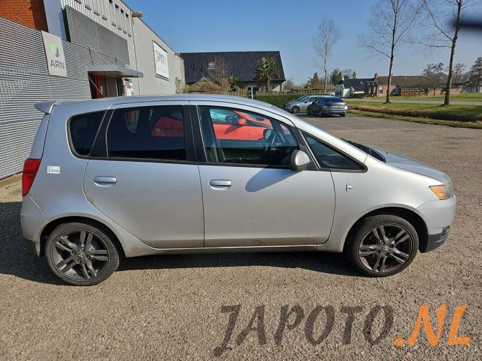 Mitsubishi Colt 1.3 16V Sloopvoertuig (2011, Grijs)