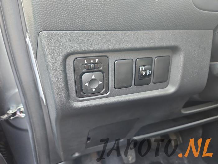 Mitsubishi Space Star 1.2 12V Sloopvoertuig (2020, Grijs)