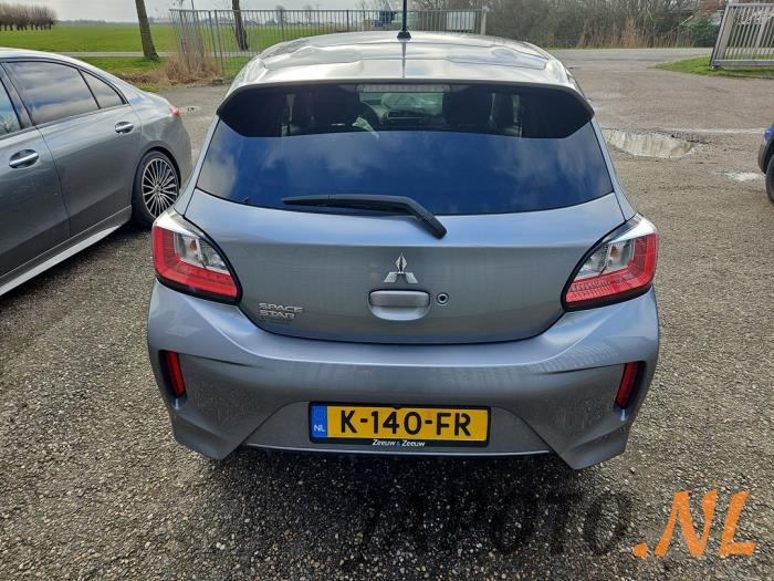 Mitsubishi Space Star 1.2 12V Sloopvoertuig (2020, Grijs)