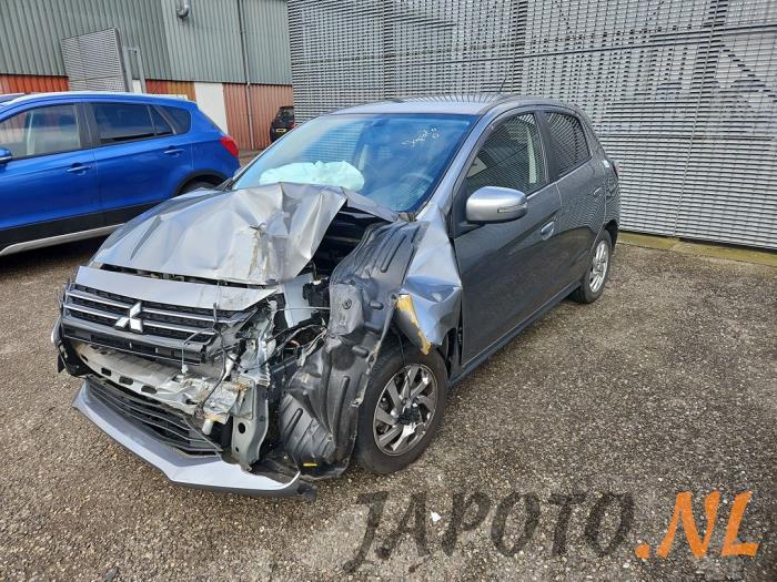 Mitsubishi Space Star 1.2 12V Sloopvoertuig (2020, Grijs)