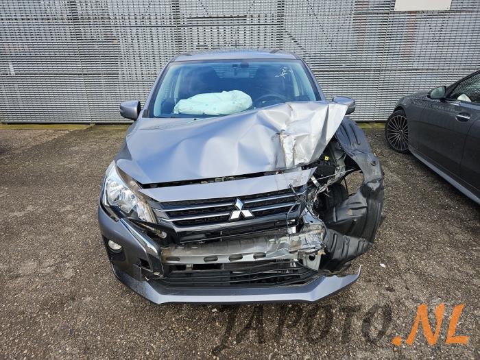 Mitsubishi Space Star 1.2 12V Sloopvoertuig (2020, Grijs)