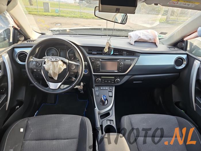 Toyota Auris 1.8 16V Hybrid Sloopvoertuig (2013, Staal)