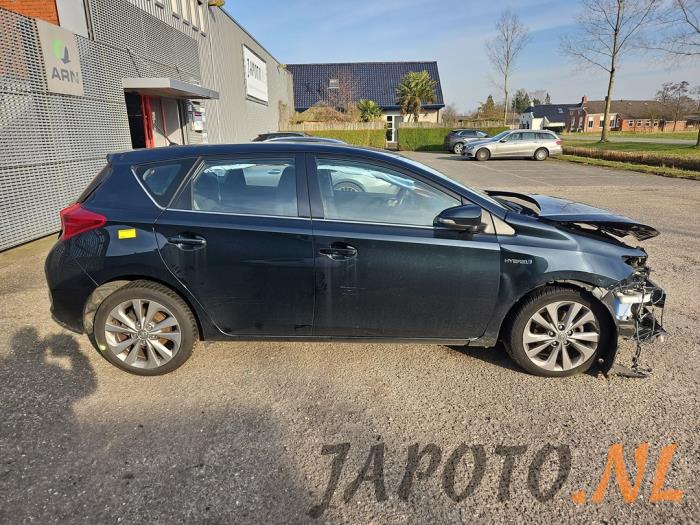 Toyota Auris 1.8 16V Hybrid Sloopvoertuig (2013, Staal)