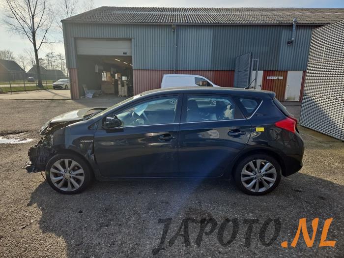 Toyota Auris 1.8 16V Hybrid Sloopvoertuig (2013, Staal)