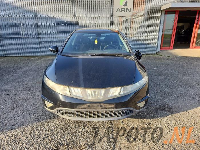 Honda Civic 1.4 i-Dsi Sloopvoertuig (2006, Zwart)