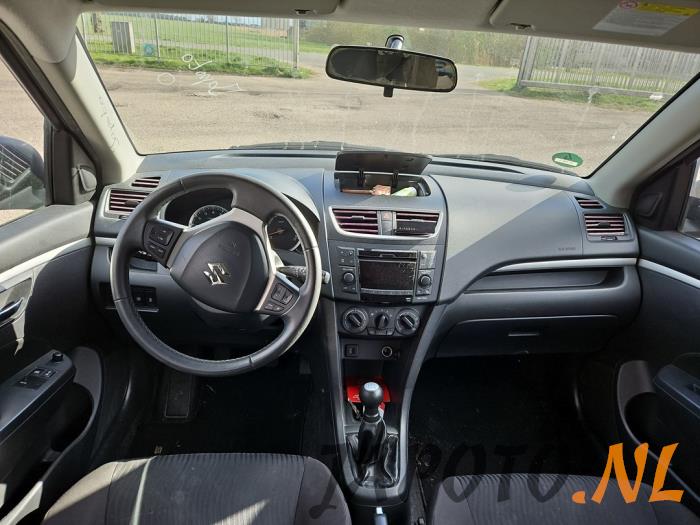 Suzuki Swift 1.2 16V Sloopvoertuig (2012, Zwart)