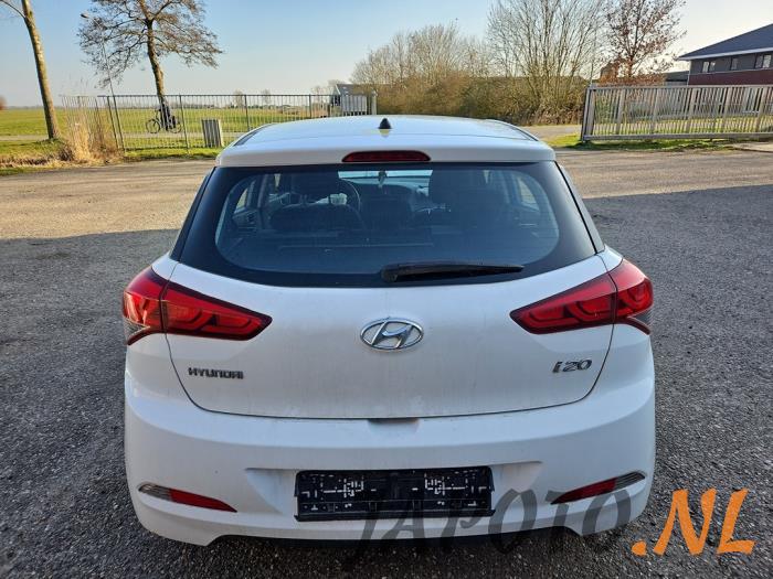 Hyundai i20 1.2i 16V Sloopvoertuig (2017, Wit)
