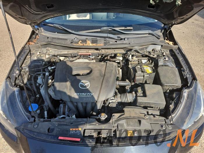 Mazda 2 1.5 SkyActiv-G 90 Sloopvoertuig (2016, Zwart)