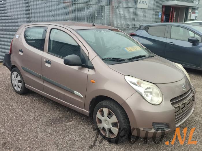 Suzuki Alto 1.0 12V Sloopvoertuig (2011, Bruin)