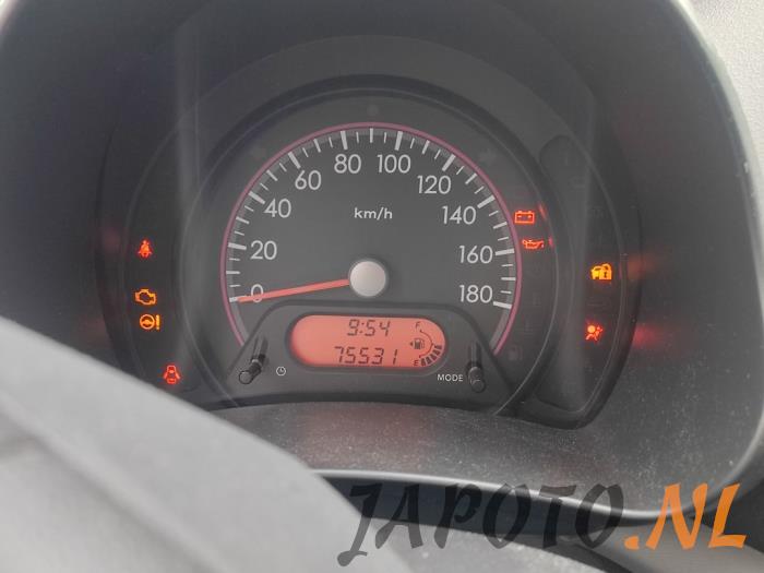 Suzuki Alto 1.0 12V Sloopvoertuig (2011, Bruin)