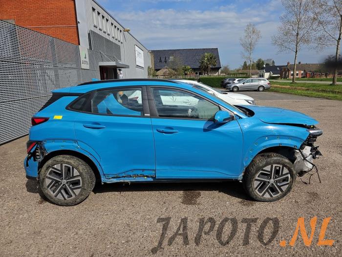 Hyundai Kona 39 kWh Sloopvoertuig (2021, Blauw)