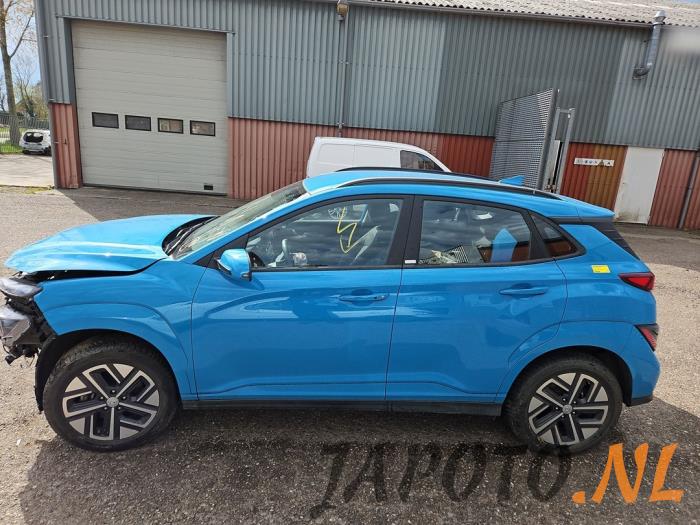 Hyundai Kona 39 kWh Sloopvoertuig (2021, Blauw)