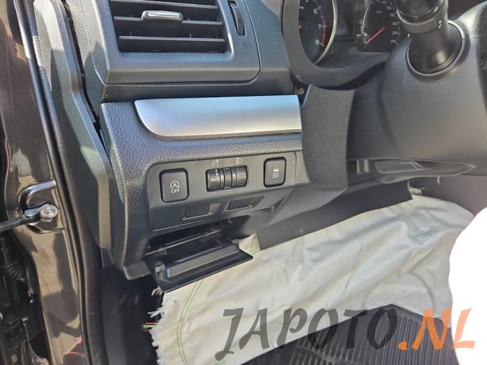 Subaru XV 1.6 AWD 16V Sloopvoertuig (2014, Grijs)