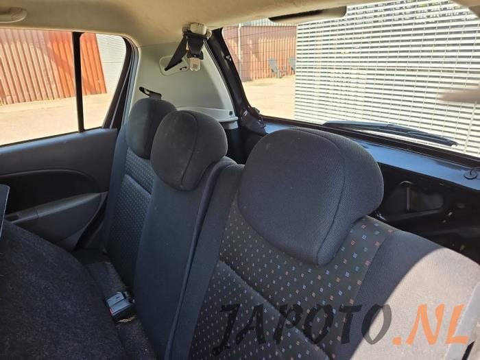Daihatsu Sirion 2 1.0 12V DVVT Sloopvoertuig (2009, Zwart)