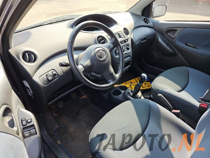 Toyota Yaris 1.0 16V VVT-i Sloopvoertuig (2005, Blauw)