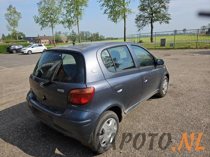 Toyota Yaris 1.0 16V VVT-i Sloopvoertuig (2005, Blauw)