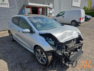 Kia Cee'd 1.0i T-GDi 12V 120 Sloopvoertuig (2018, Grijs)