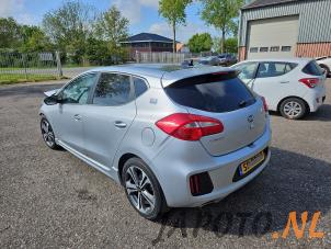 Kia Cee'd 1.0i T-GDi 12V 120 Sloopvoertuig (2018, Grijs)