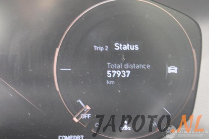 Lynk & Co 01 1.5 Sloopvoertuig (2021, Zwart)