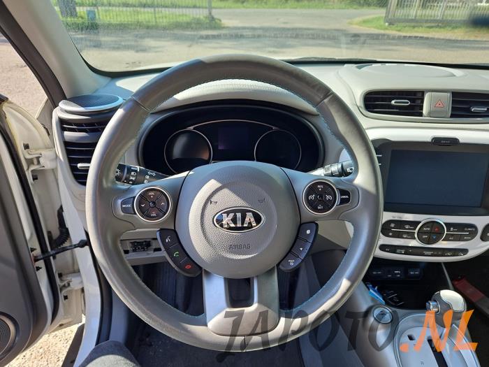 Kia Soul II EV Sloopvoertuig (2016, Wit)