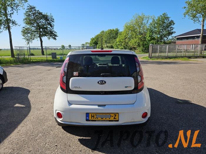 Kia Soul II EV Sloopvoertuig (2016, Wit)