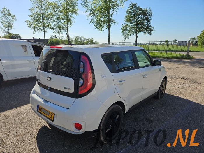 Kia Soul II EV Sloopvoertuig (2016, Wit)