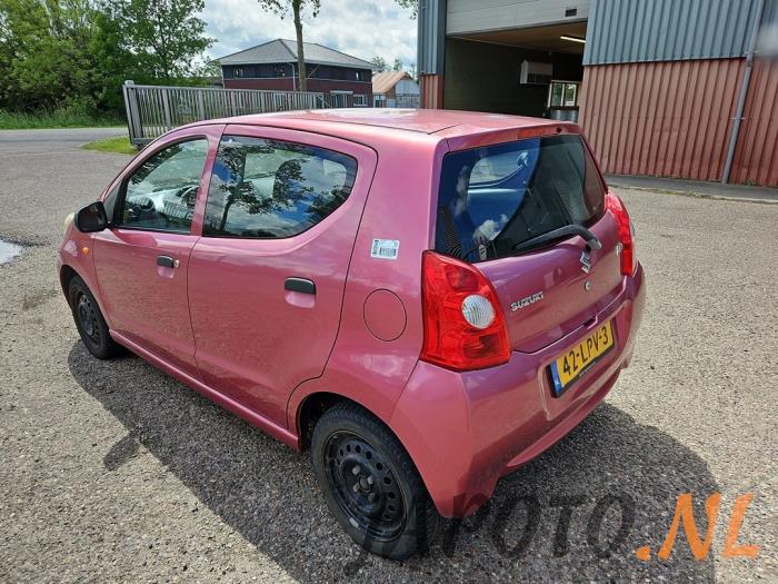Suzuki Alto 1.0 12V Sloopvoertuig (2010, Roze)