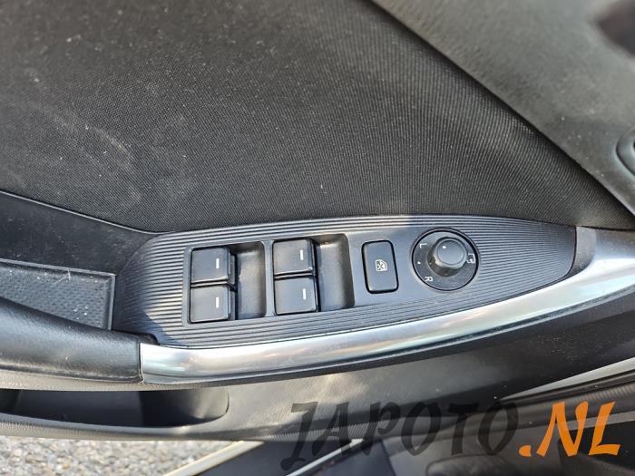 Mazda CX-5 I 2.2 SkyActiv-D 150 16V 2WD Sloopvoertuig (2013, Kristal, Wit)