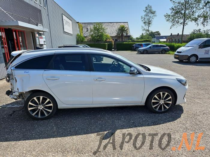 Hyundai i30 Wagon 1.4 T-GDI 16V Sloopvoertuig (2019, Wit)