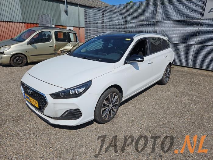 Hyundai i30 Wagon 1.4 T-GDI 16V Sloopvoertuig (2019, Wit)