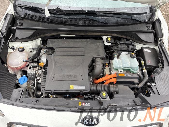 Kia Niro I 1.6 GDI Hybrid Sloopvoertuig (2018, Wit)