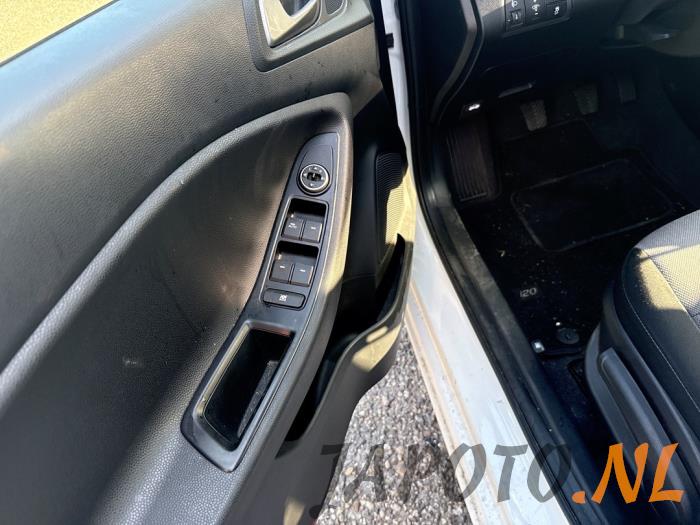 Hyundai i20 1.0 T-GDI 100 12V Sloopvoertuig (2020, Wit)