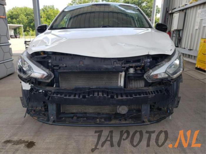 Hyundai i20 1.0 T-GDI 100 12V Sloopvoertuig (2020, Wit)